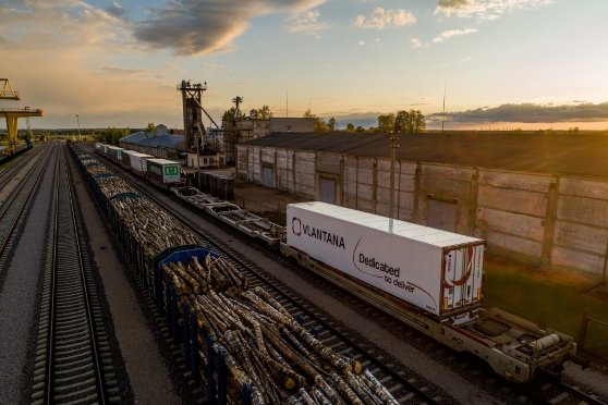 558 article Puspriekabes 5