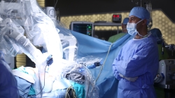 250 intro Robotic surgery