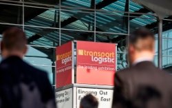 250 intro trl pr 2020 10 Messe Eingang