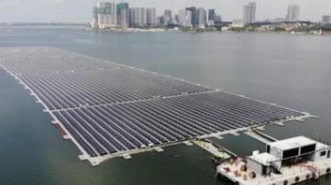 300 Sunseap Johor floating solar farm
