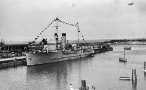 300 LKL Prezidentas Smetona Šventojoje 1939 08 01