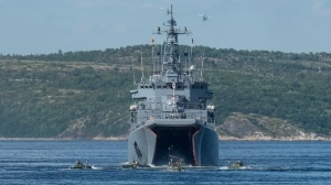 300 ropucha class landing ship russian navy