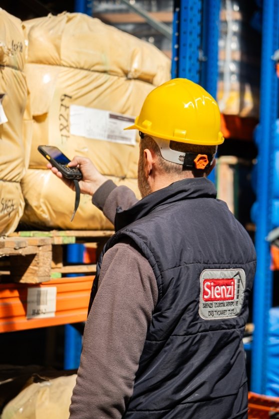 sienzi employee 558